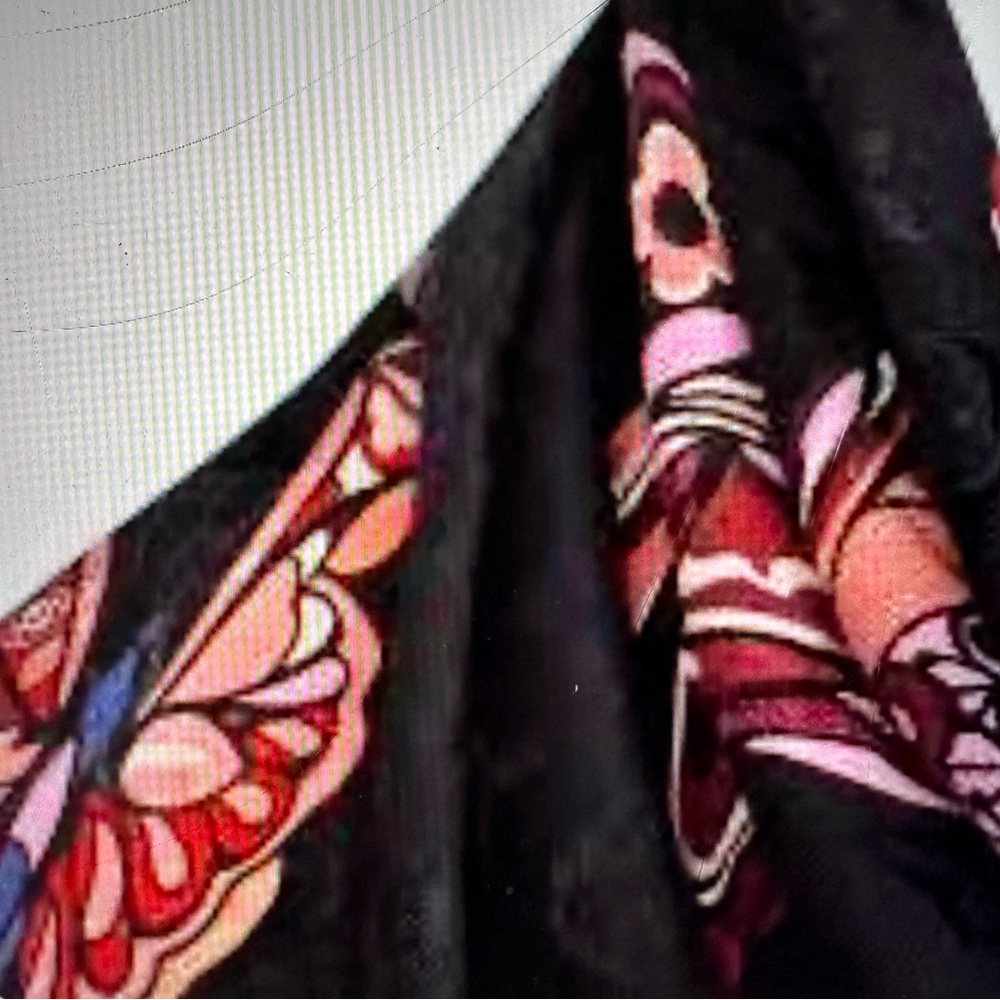 Louis Vuitton World Of Love Monogram Shawl Noir - Picture 2 of 9